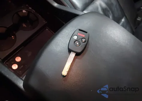 2013 Honda Pilot Touring z USA, uszkodzony, nr VIN 5FNYF4H9XDB505188